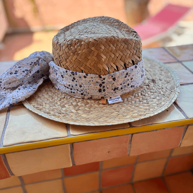 Chapeau de paille customisé